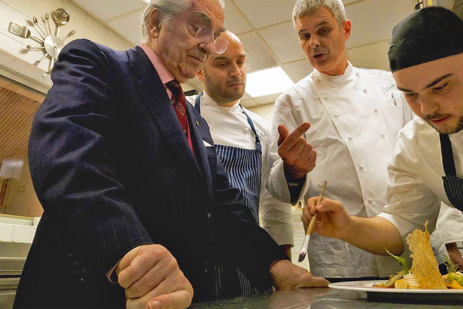 cucina vegetariana preparazione con Jacopo Ticchi, Pietro Leeman e Sauro Ricci, chef del Joja di Milano