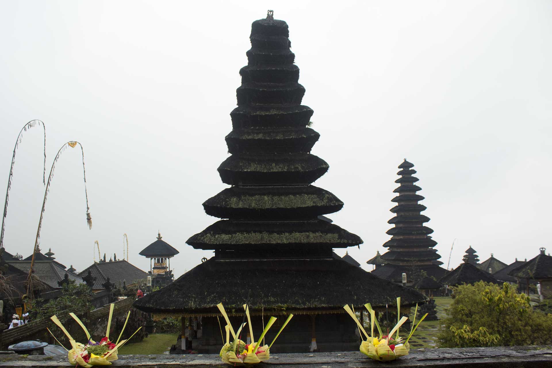 bali, offerte votive