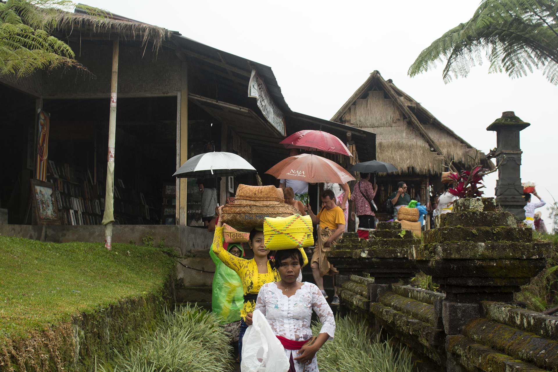 offerte al tempio, bali