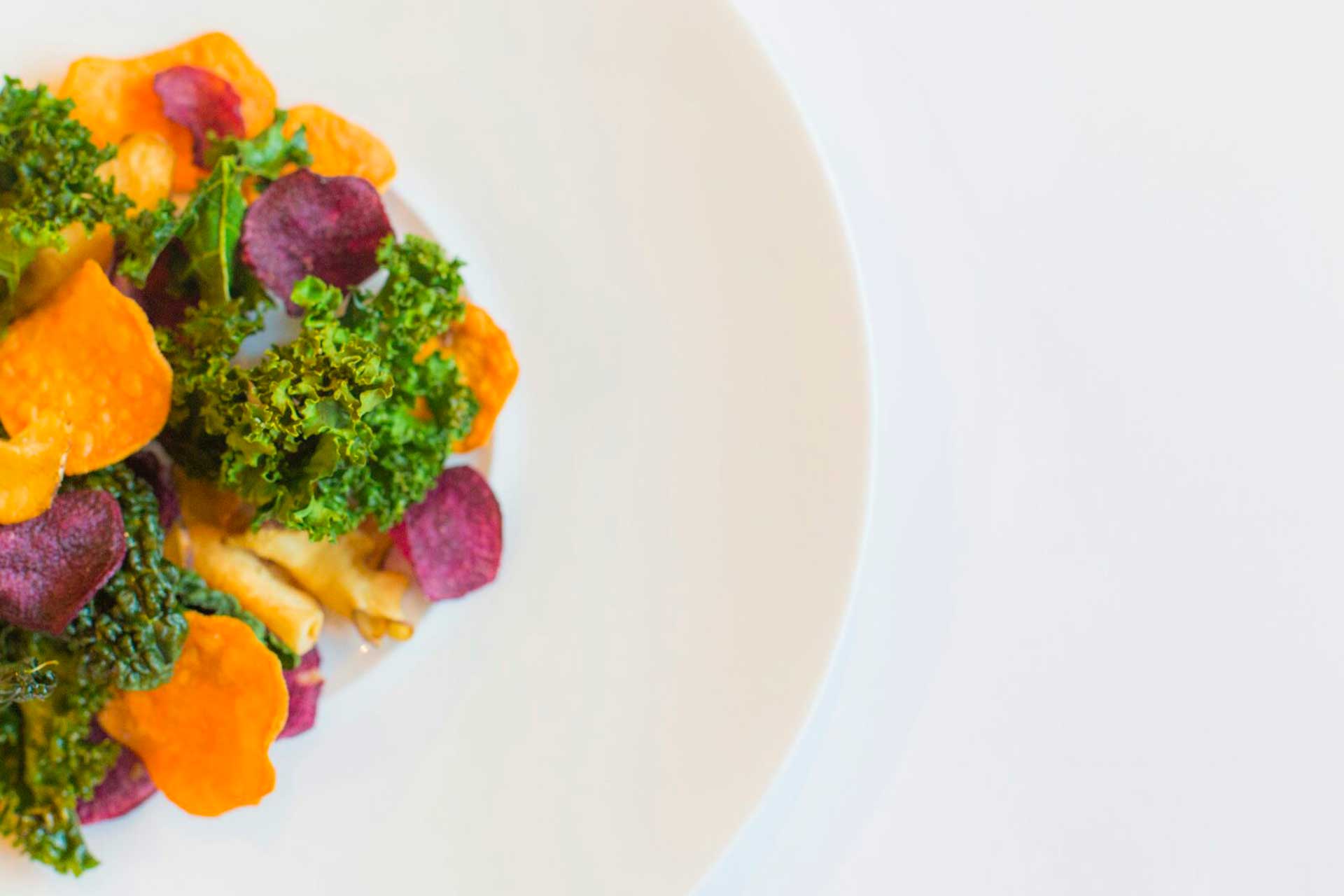 piatto vegano biologico a tutto chips, pier giorgio parini