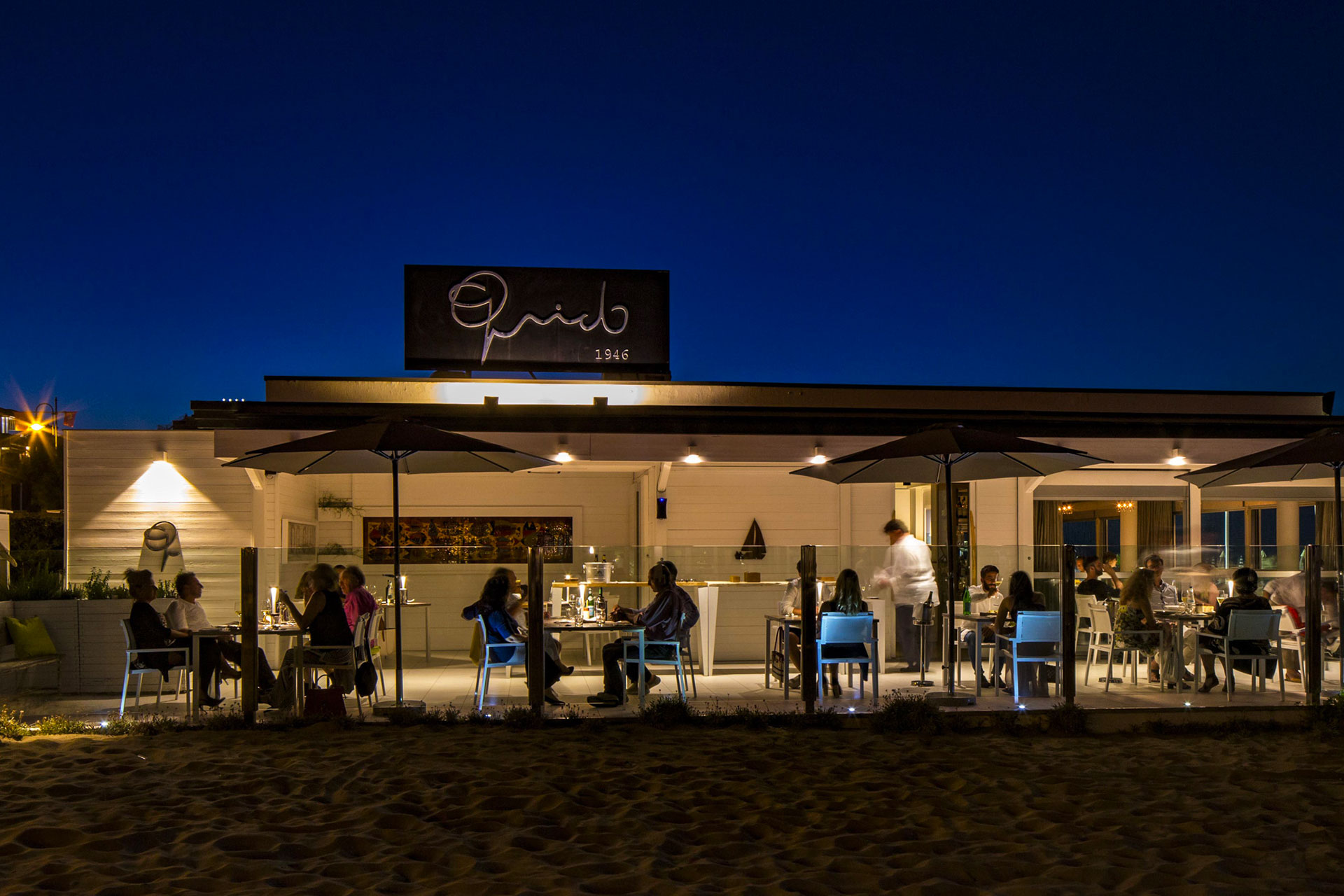 ristorante in spiaggia, rimini