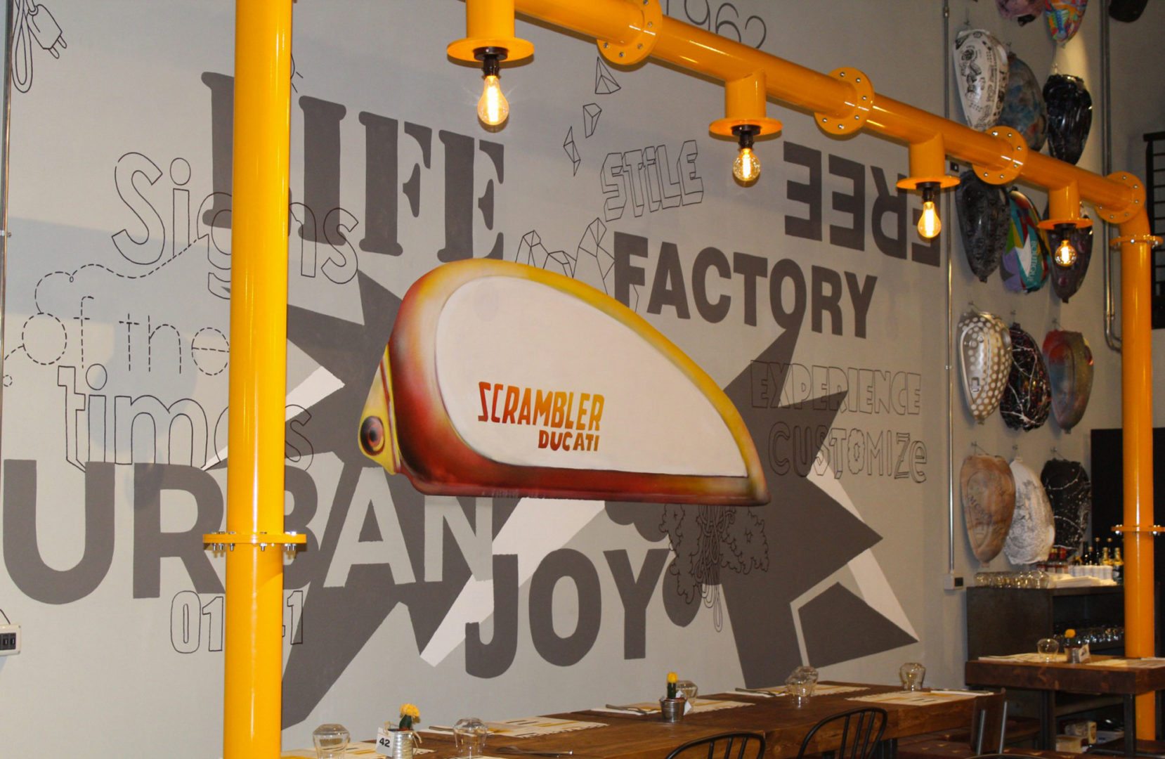 Scrambler Food Factory, Un Viaggio In Sella Per Il Mondo