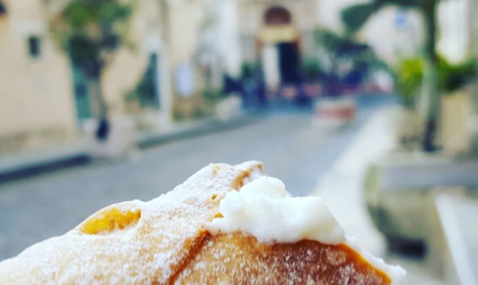 Sicilia Street Food Cannolo