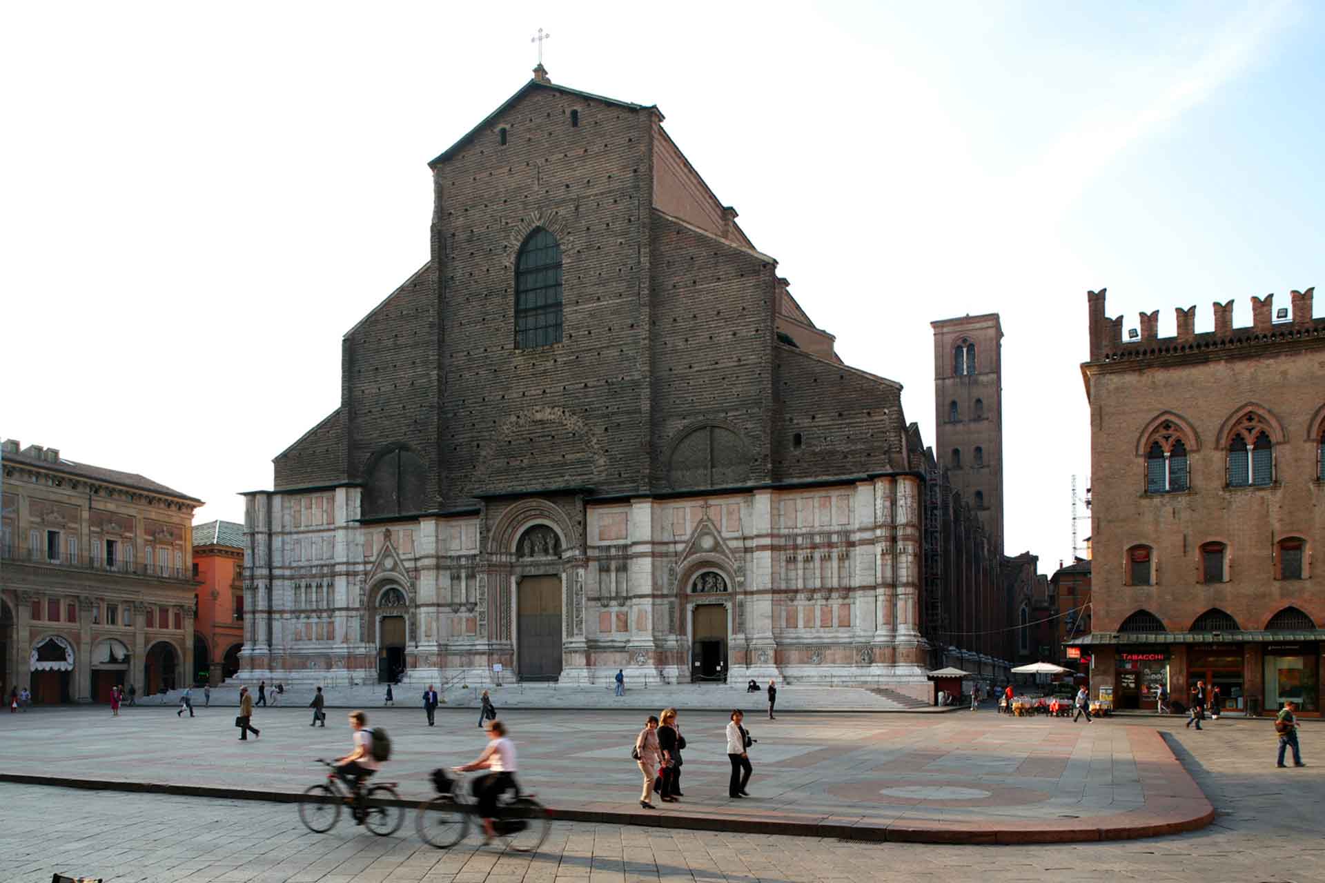 basilica di bologna