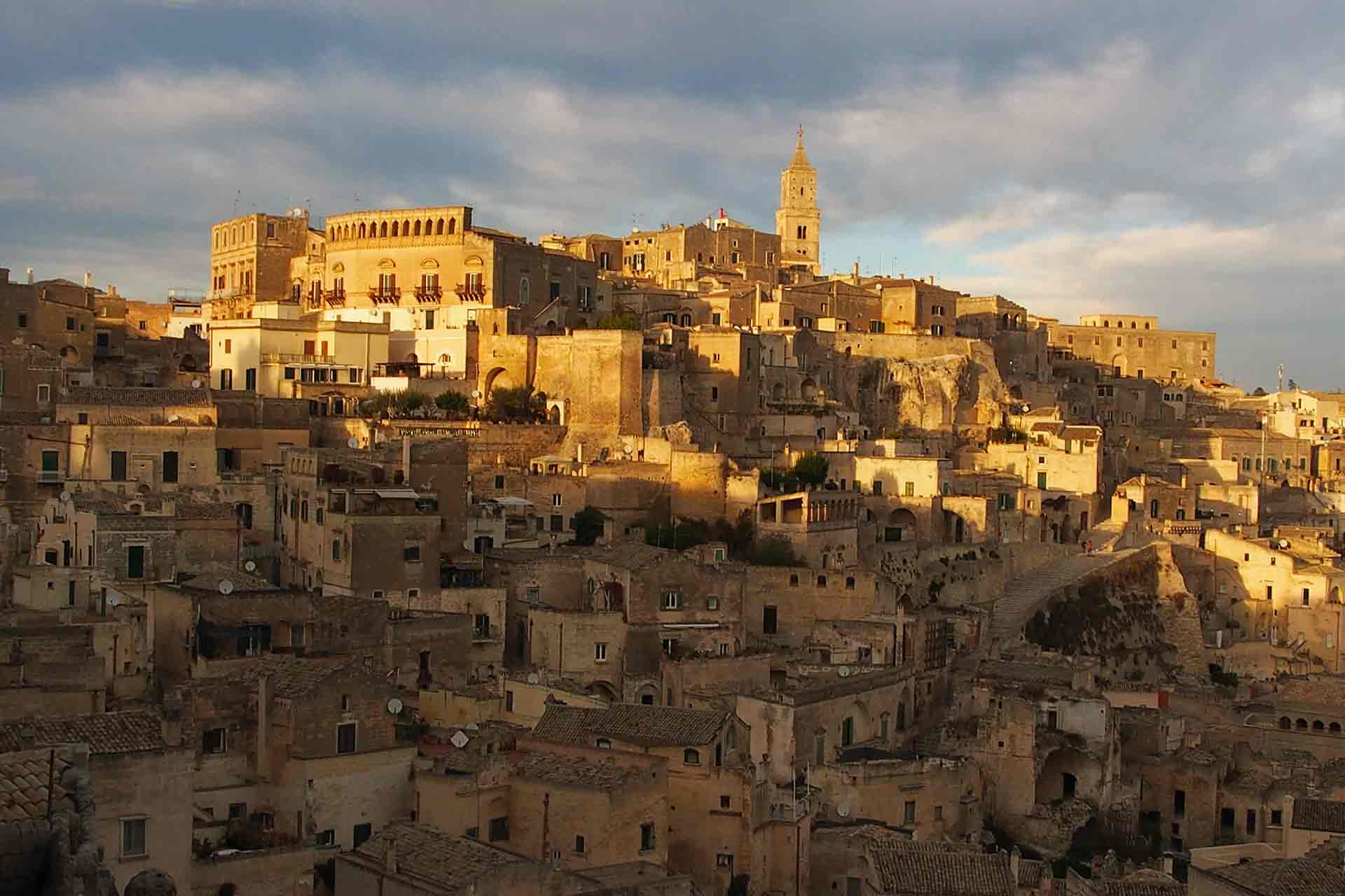 Città Dei Sassi: Le 6 Cose Autentiche Che Non Puoi Perderti A Matera